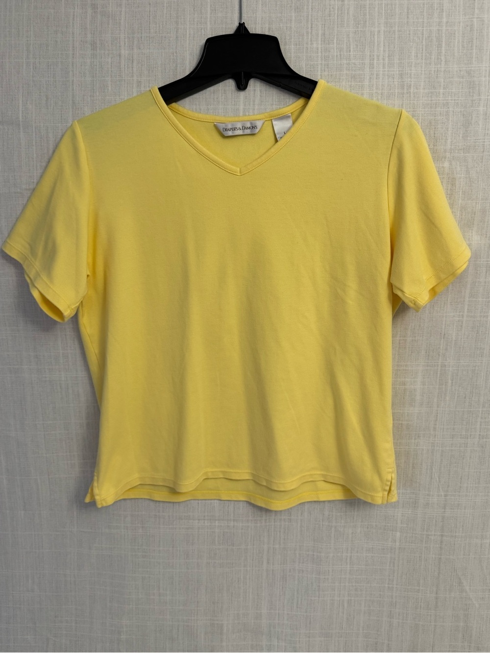 Yellow V-Neck Short Sleeve Top Drapers & Damons Size L